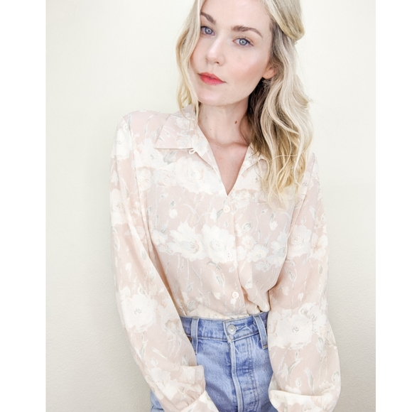 Vintage Tops - 80s Blush Floral Long Sleeve Button Down Blouse